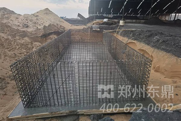 內蒙古伊旗煤泥烘干機項目基礎建設施工現場